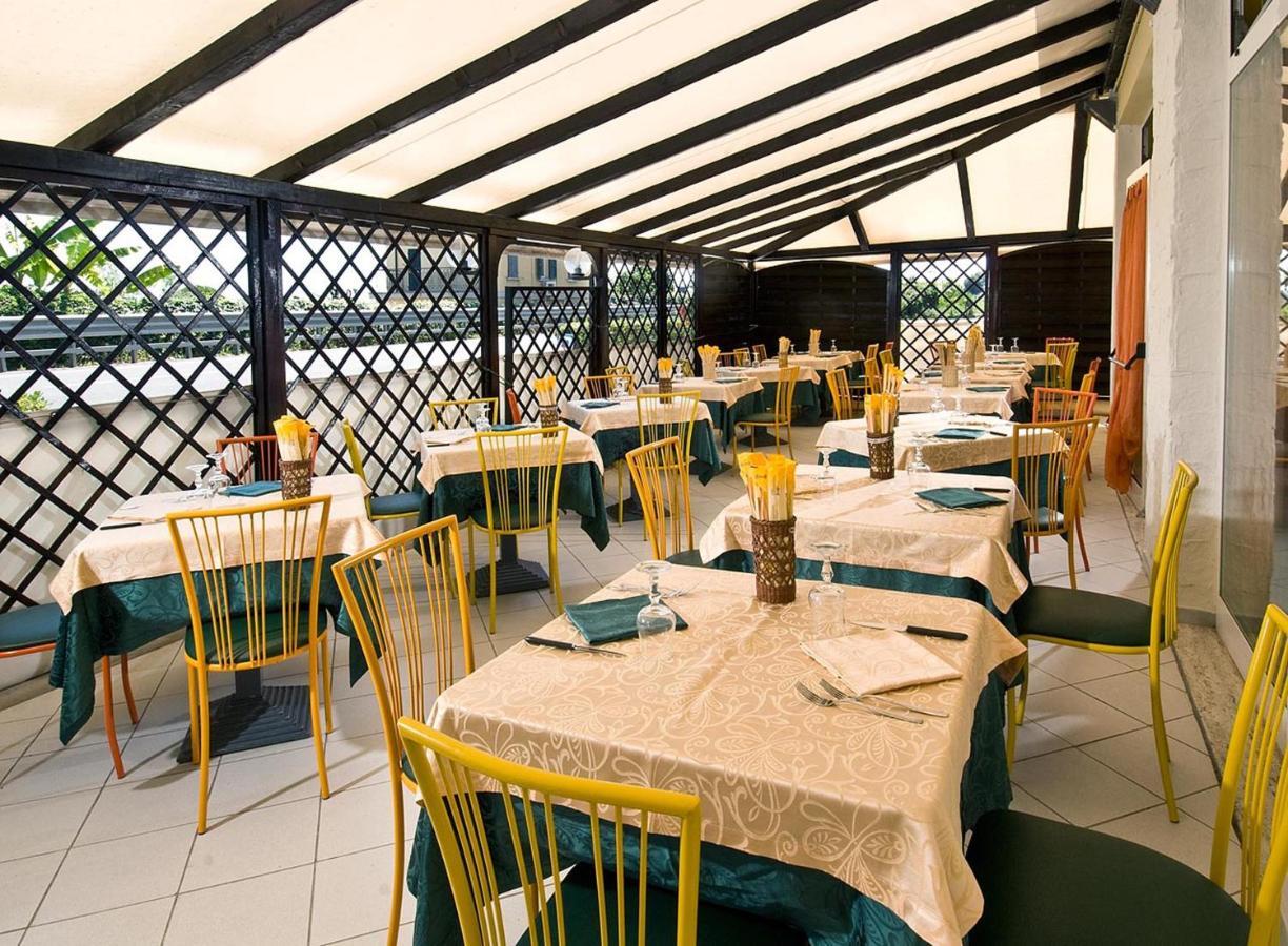 Hotel Ristorante Miramare Pesaro Exterior photo